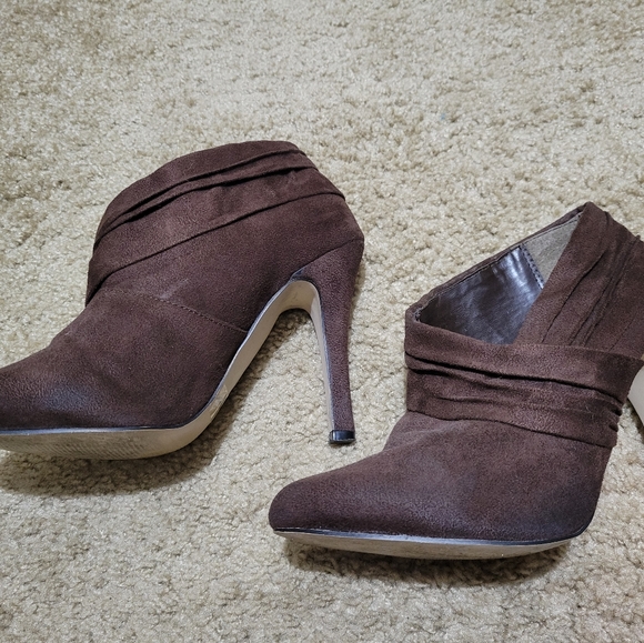 Liliana heels size 7 - Picture 2 of 5